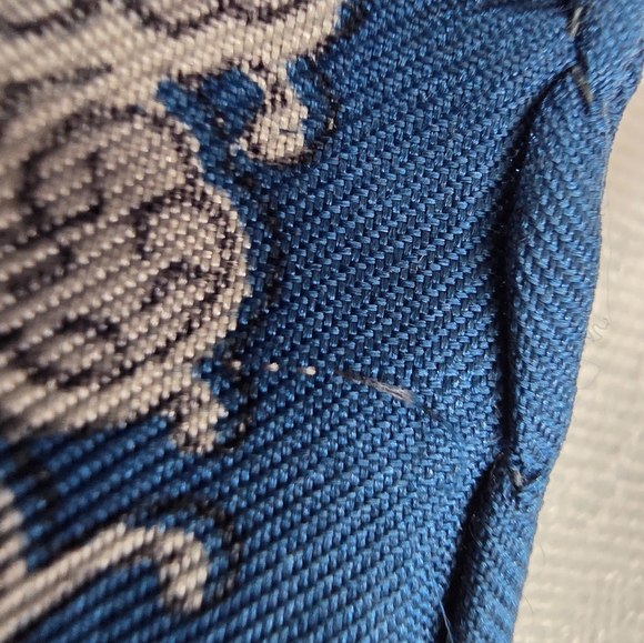 VINTAGE 100% Silk Scarf | Made in Italy | Blue & Brown Ornate Medallion - Picture 5 of 5